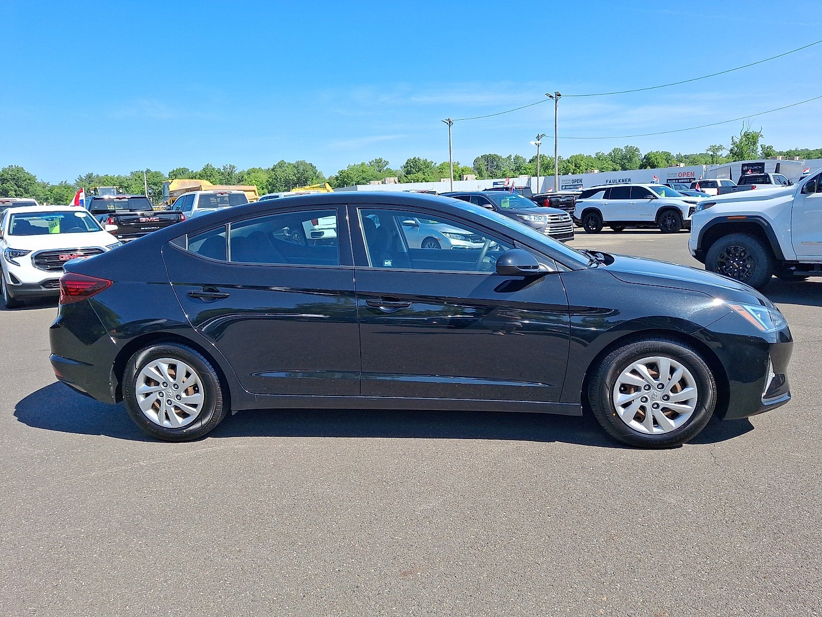 2020 Hyundai ELANTRA SE