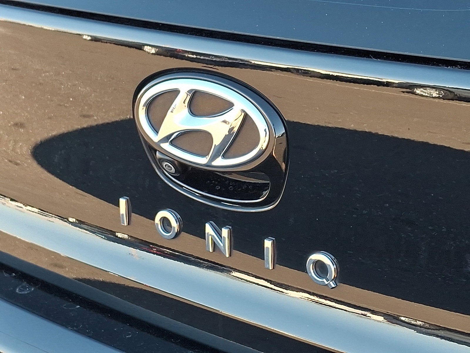 2021 Hyundai IONIQ PLUG-IN HYBRID Limited