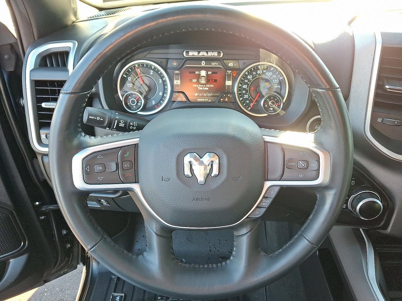 2022 RAM 1500 Big Horn 4x4 Crew Cab 5'7" Box