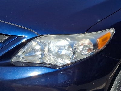 2011 Toyota Corolla 4dr Sdn Auto LE (Natl)