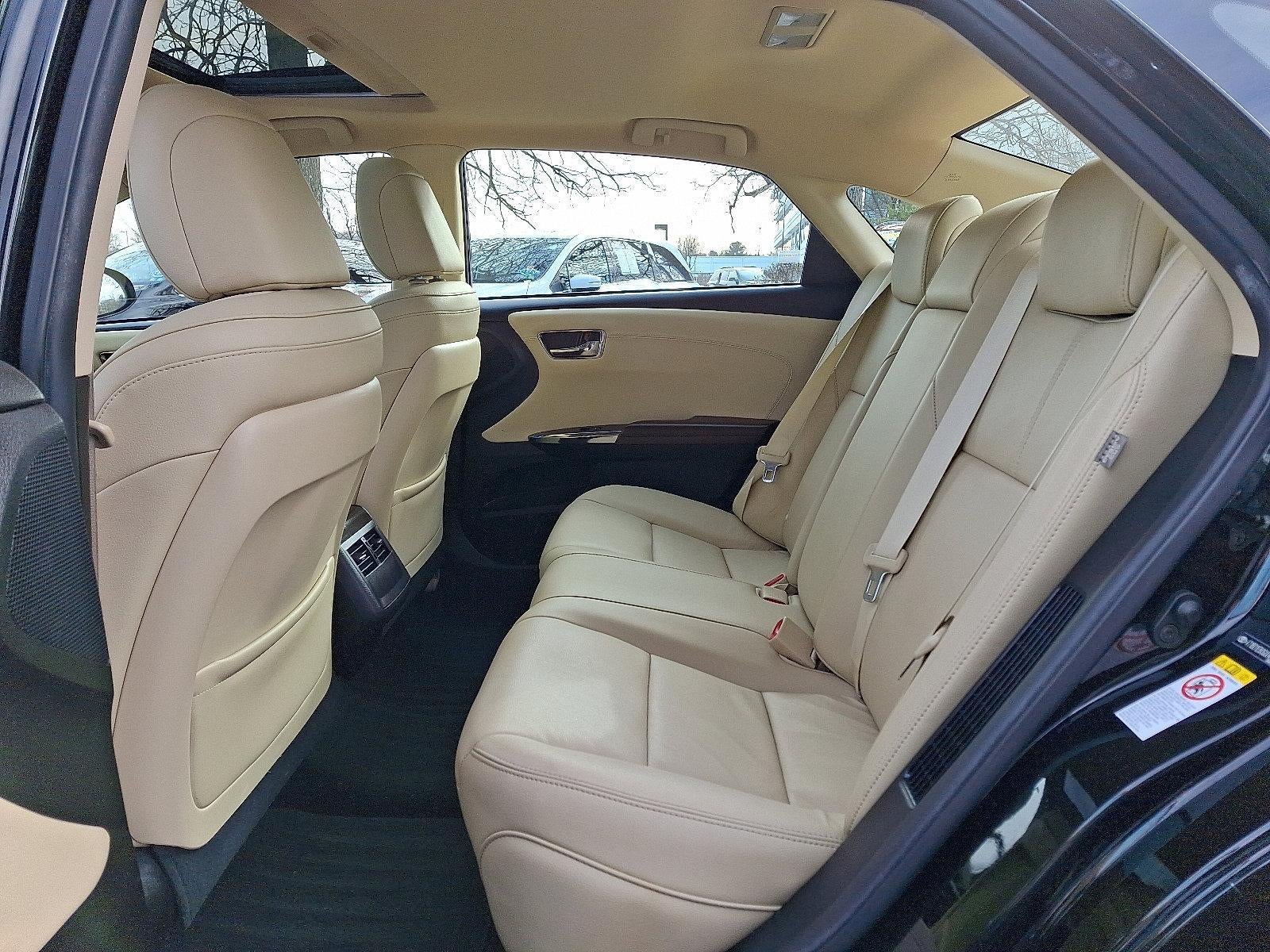 2016 Toyota Avalon Hybrid 4dr Sdn XLE Plus (Natl)