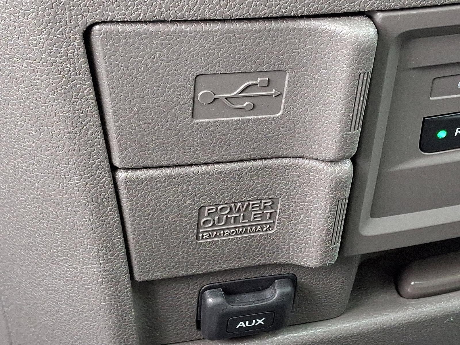 2015 Honda Odyssey Touring with DVD Rear Entertainment System and Navigation