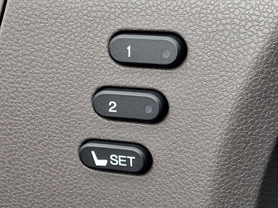 2015 Honda Odyssey Touring with DVD Rear Entertainment System and Navigation