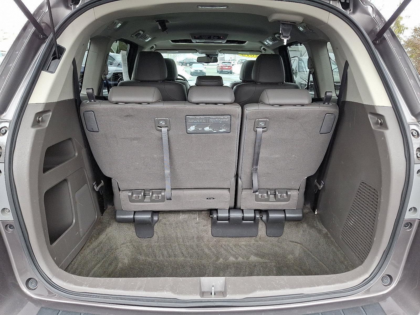 2015 Honda Odyssey Touring with DVD Rear Entertainment System and Navigation