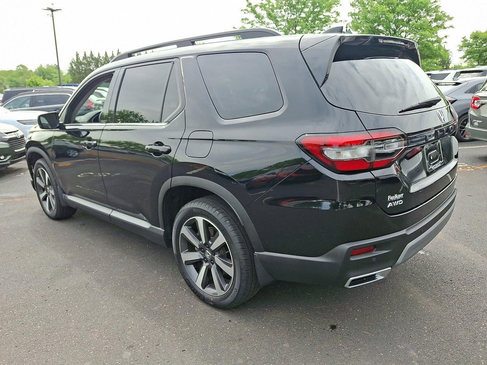 2023 Honda Pilot Touring AWD