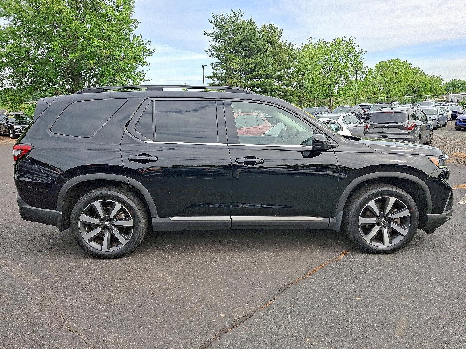 2023 Honda Pilot Touring AWD