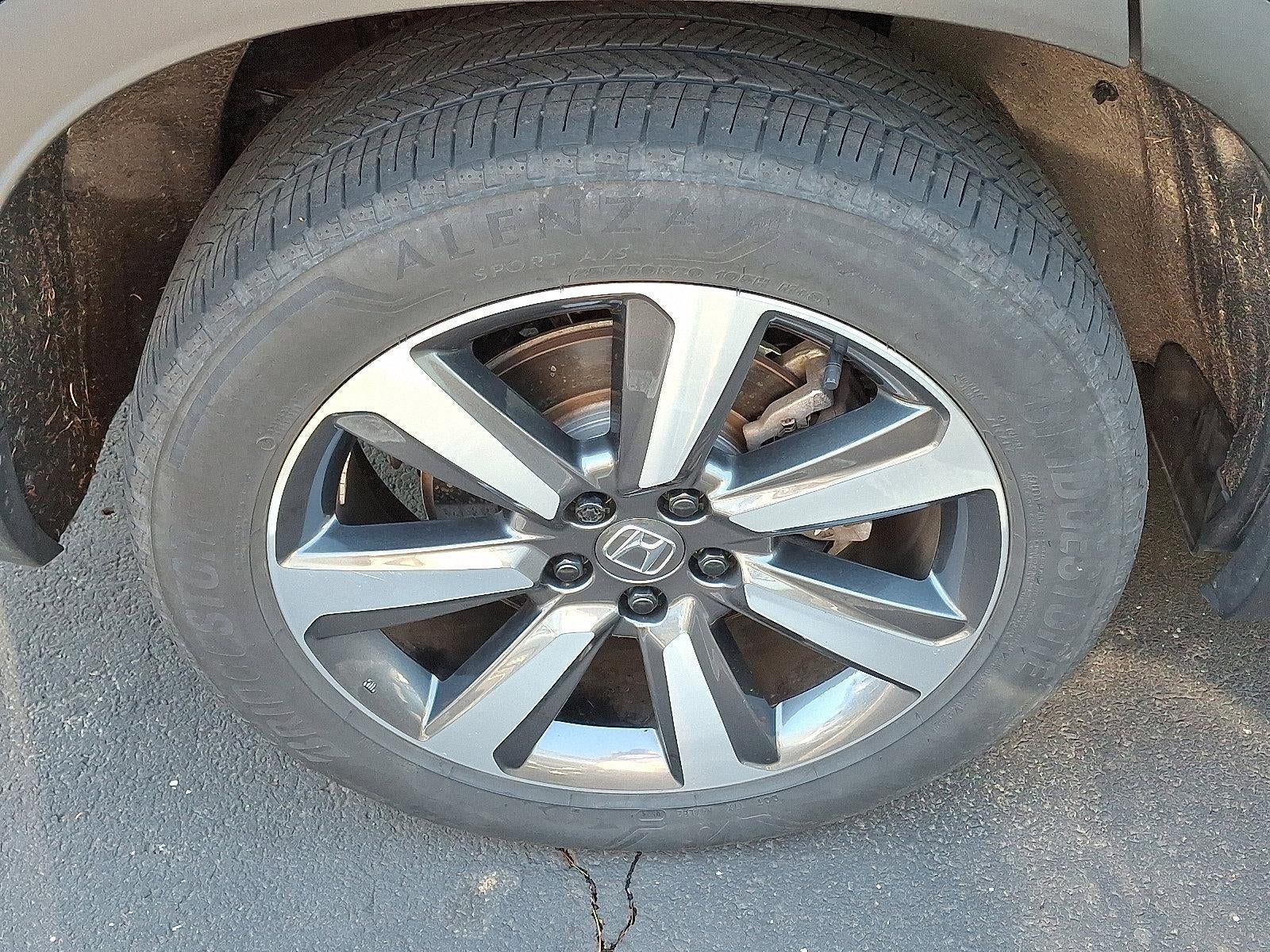 2024 Honda Pilot Touring AWD