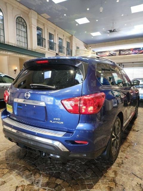 2017 Nissan Pathfinder 4x4 Platinum