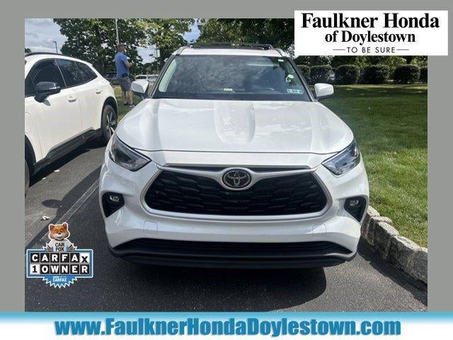 2022 Toyota Highlander XLE AWD (Natl)