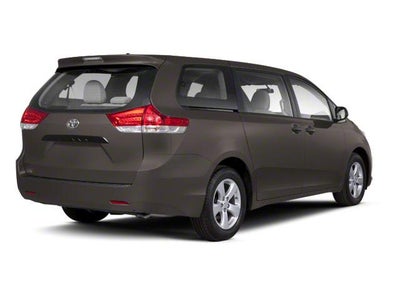 2013 Toyota Sienna 5dr 8-Pass Van V6 LE FWD (Natl)