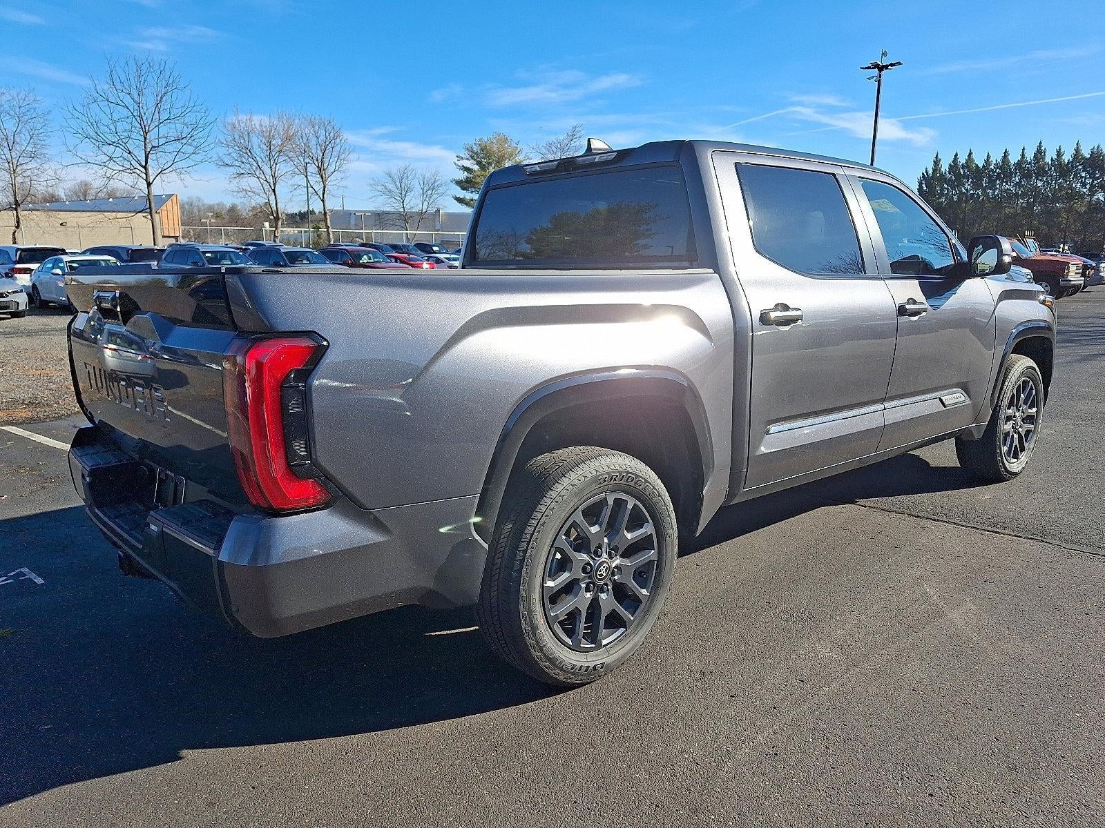 2025 Toyota Tundra 4WD 4WD Platinum CrewMax 5.5' Bed (Natl)