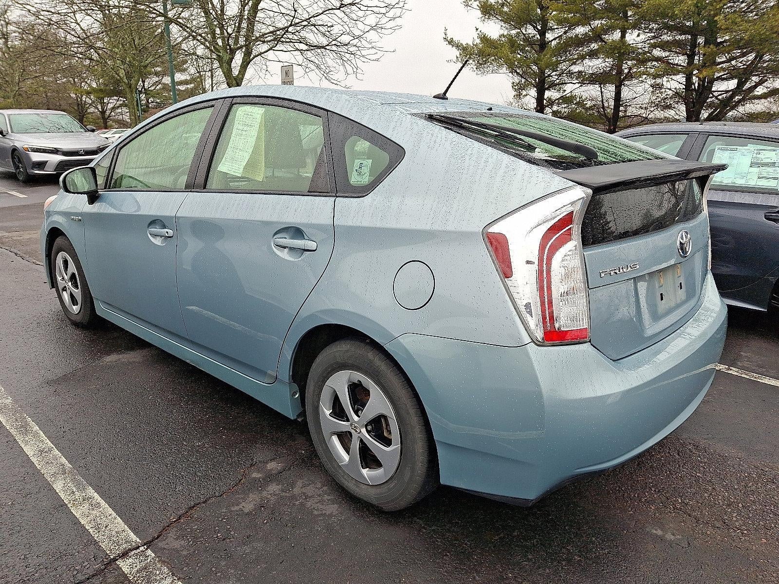 2014 Toyota Prius 5dr HB Four (Natl)