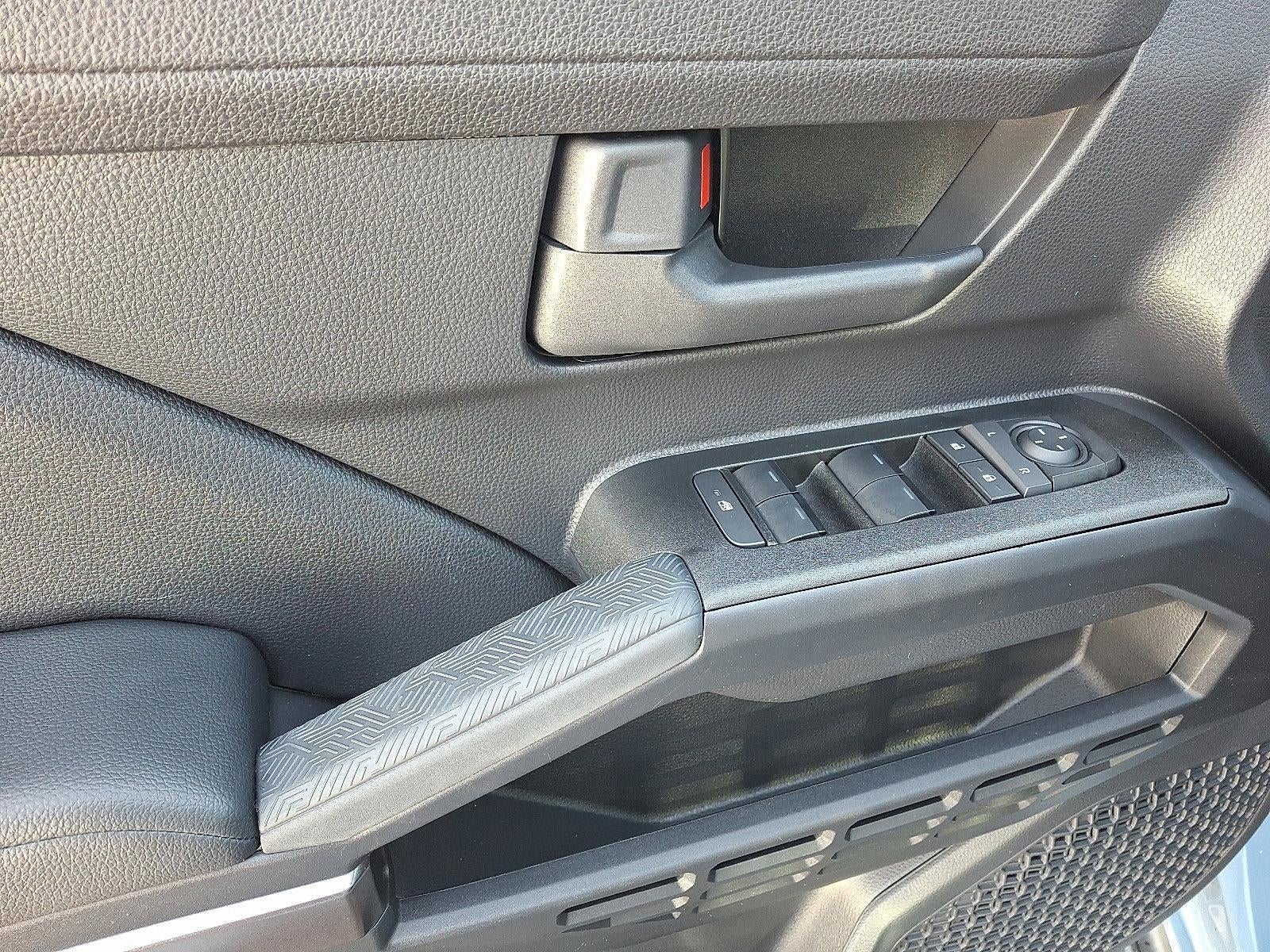 2025 Toyota 4Runner SR5 4WD (GS)