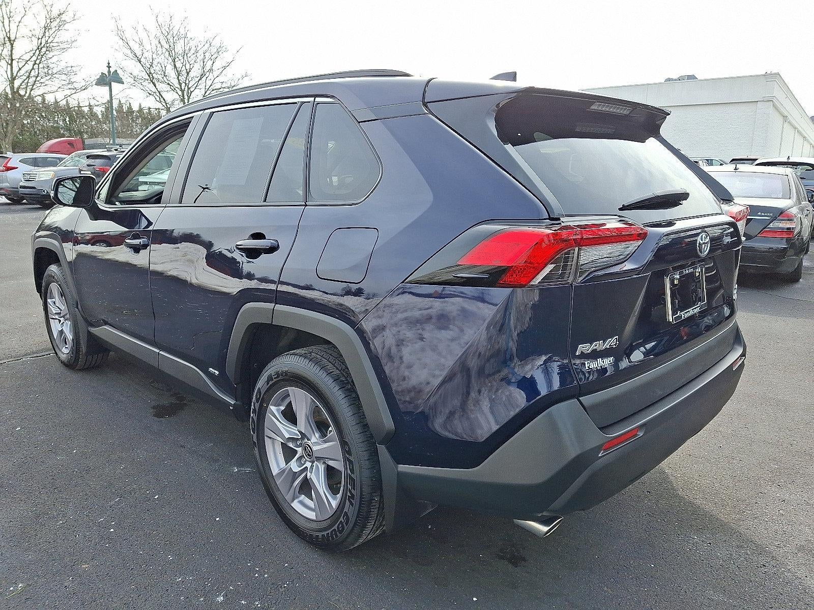 2025 Toyota RAV4 Hybrid XLE AWD (Natl)