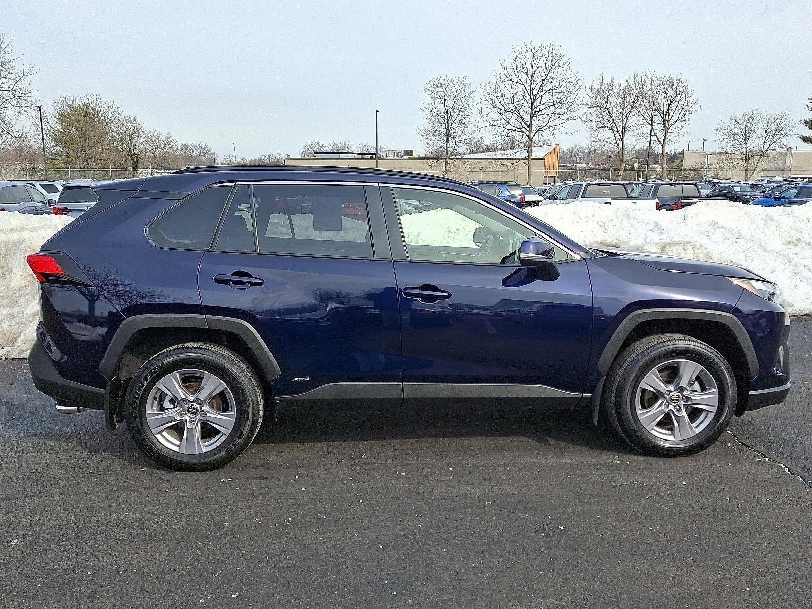 2025 Toyota RAV4 Hybrid XLE AWD (Natl)