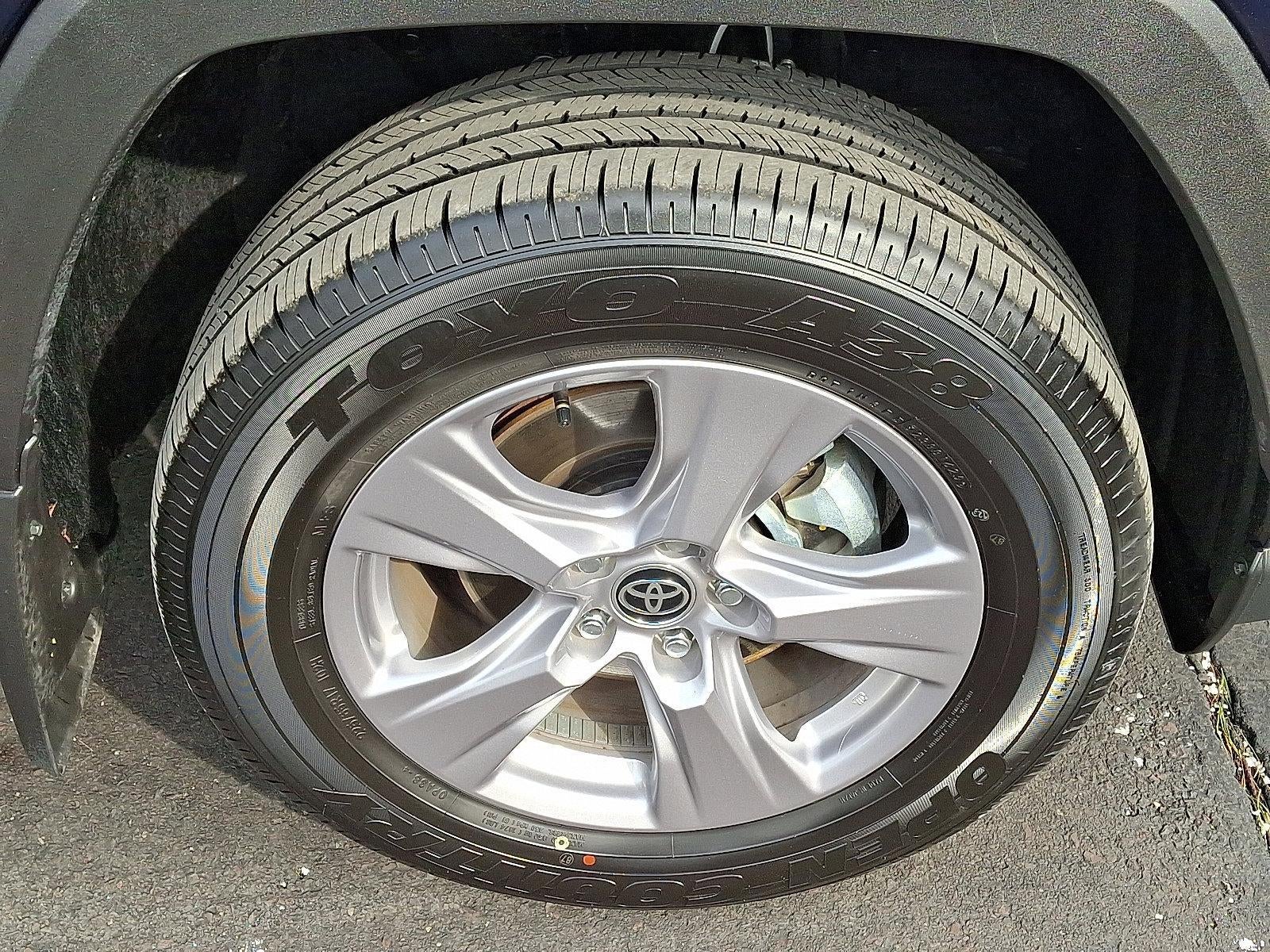 2025 Toyota RAV4 Hybrid XLE AWD (Natl)