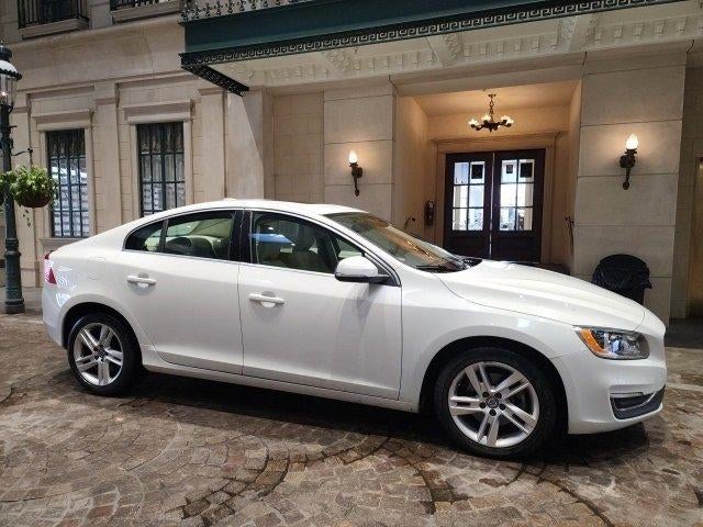 2015 Volvo S60 2015.5 4dr Sdn T5 Drive-E Premier FWD