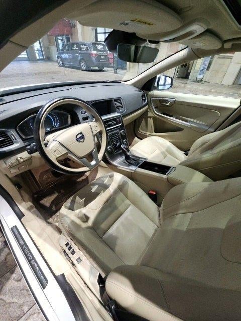 2015 Volvo S60 2015.5 4dr Sdn T5 Drive-E Premier FWD