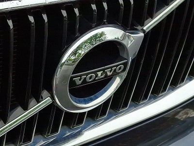 2019 Volvo XC90 T6 AWD Momentum