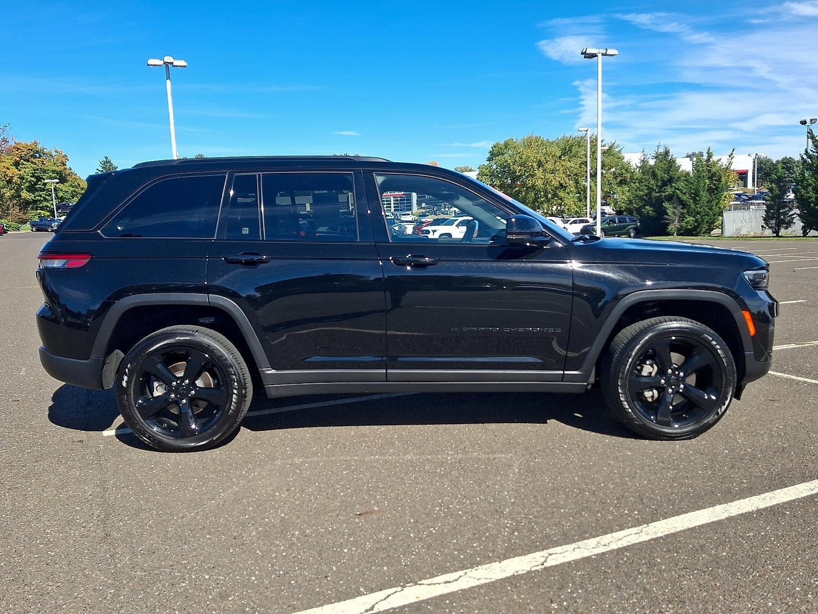 2025 Jeep Grand Cherokee Altitude 4x4