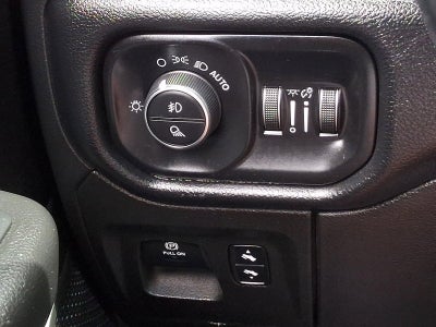 2019 RAM 1500 Big Horn/Lone Star 4x4 Crew Cab 5'7" Box