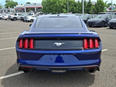 2016 Ford Mustang 2dr Fastback EcoBoost