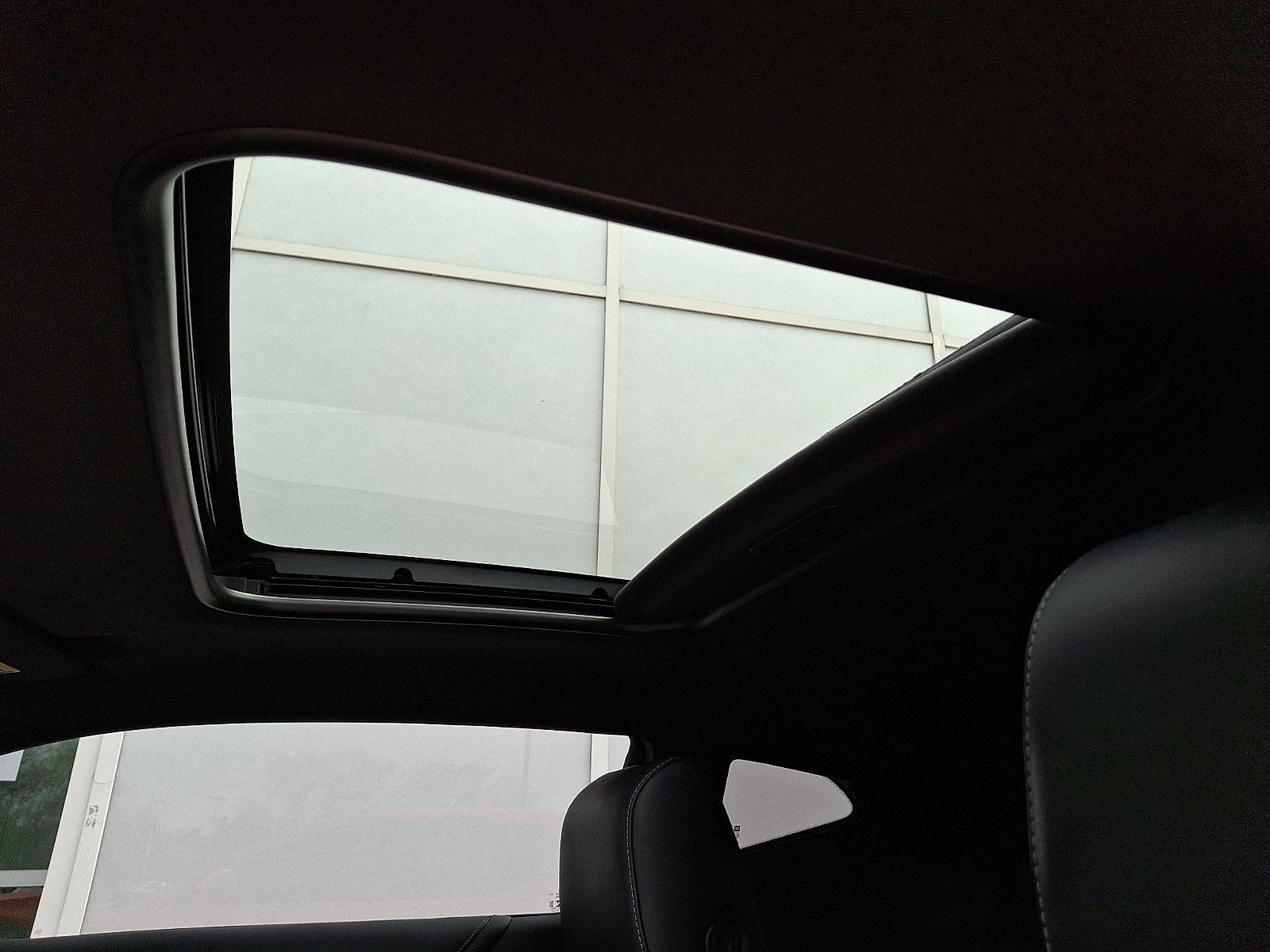 2021 Chevrolet Camaro 2dr Coupe 2SS