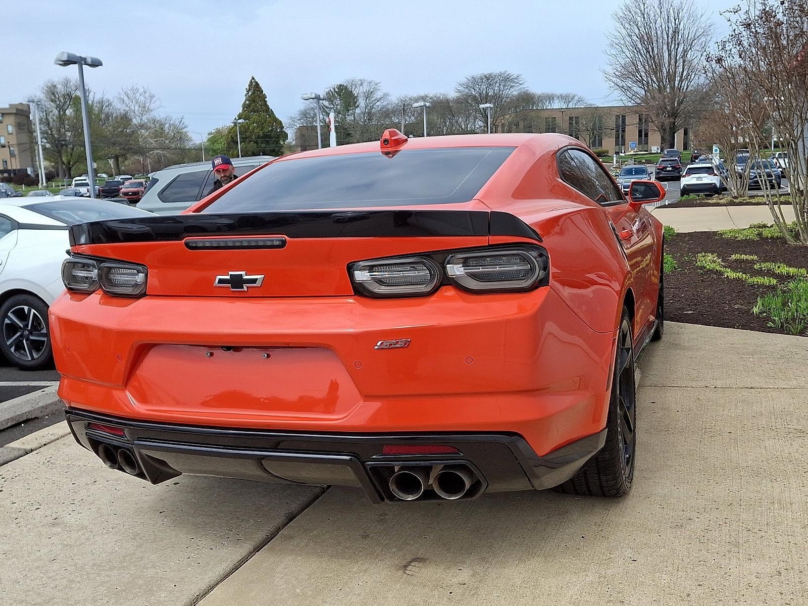 2021 Chevrolet Camaro 2dr Coupe 2SS
