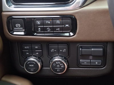 2025 GMC Yukon 4WD 4dr Denali Ultimate