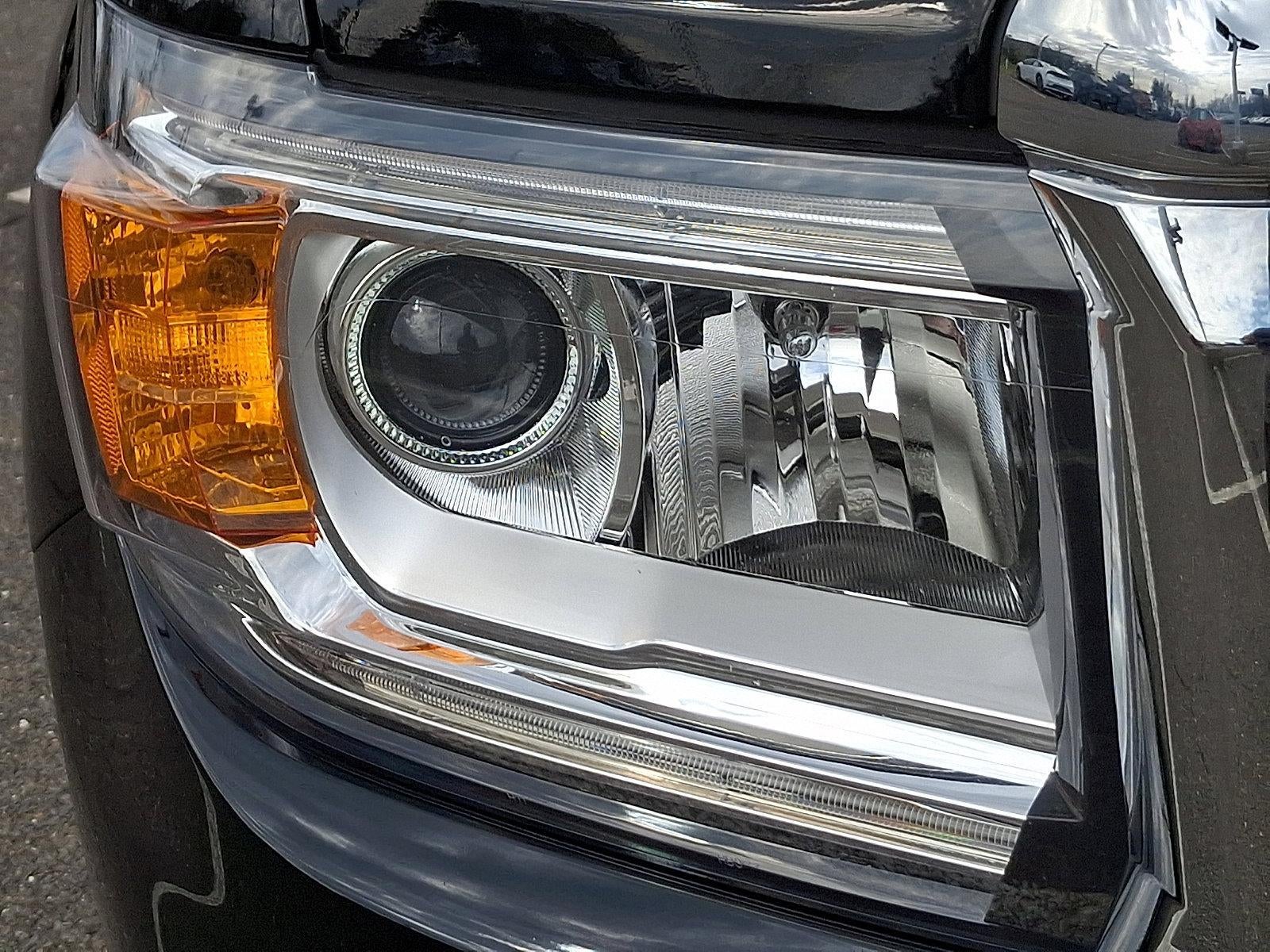 2022 GMC Canyon Crew Cab Short Box 4-Wheel Drive Denali