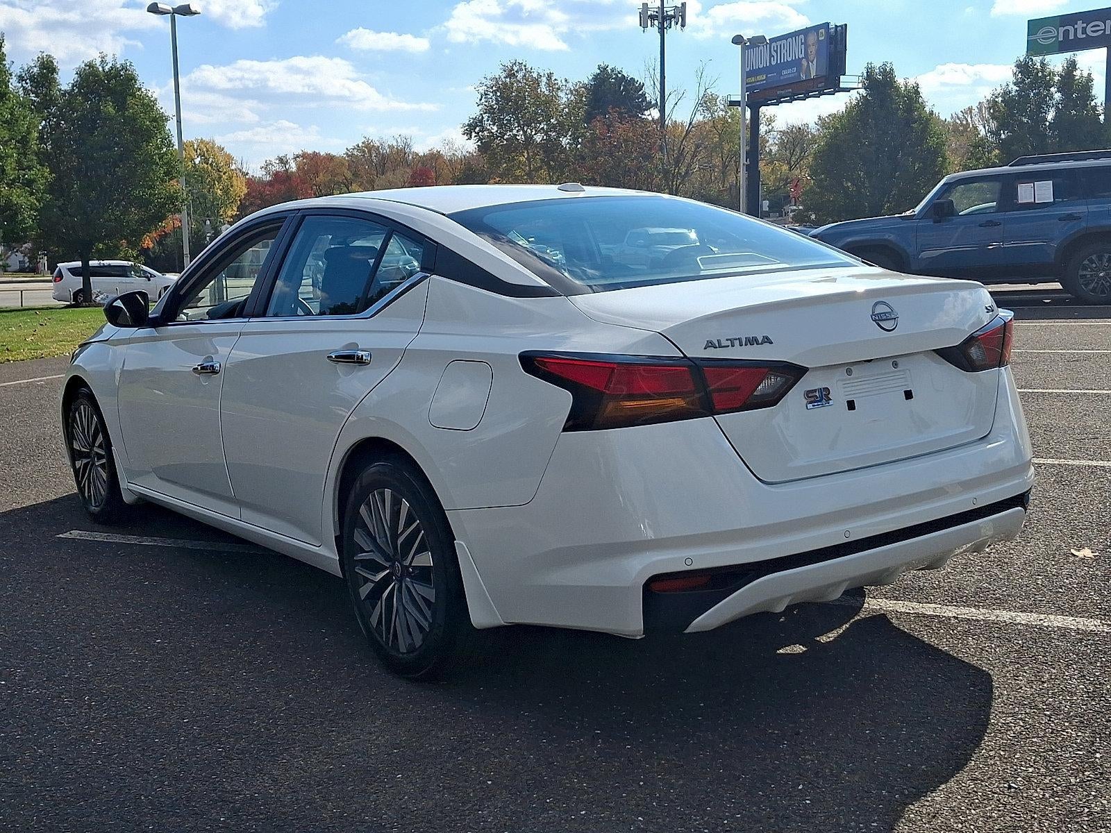 2024 Nissan Altima 2.5 SV Sedan