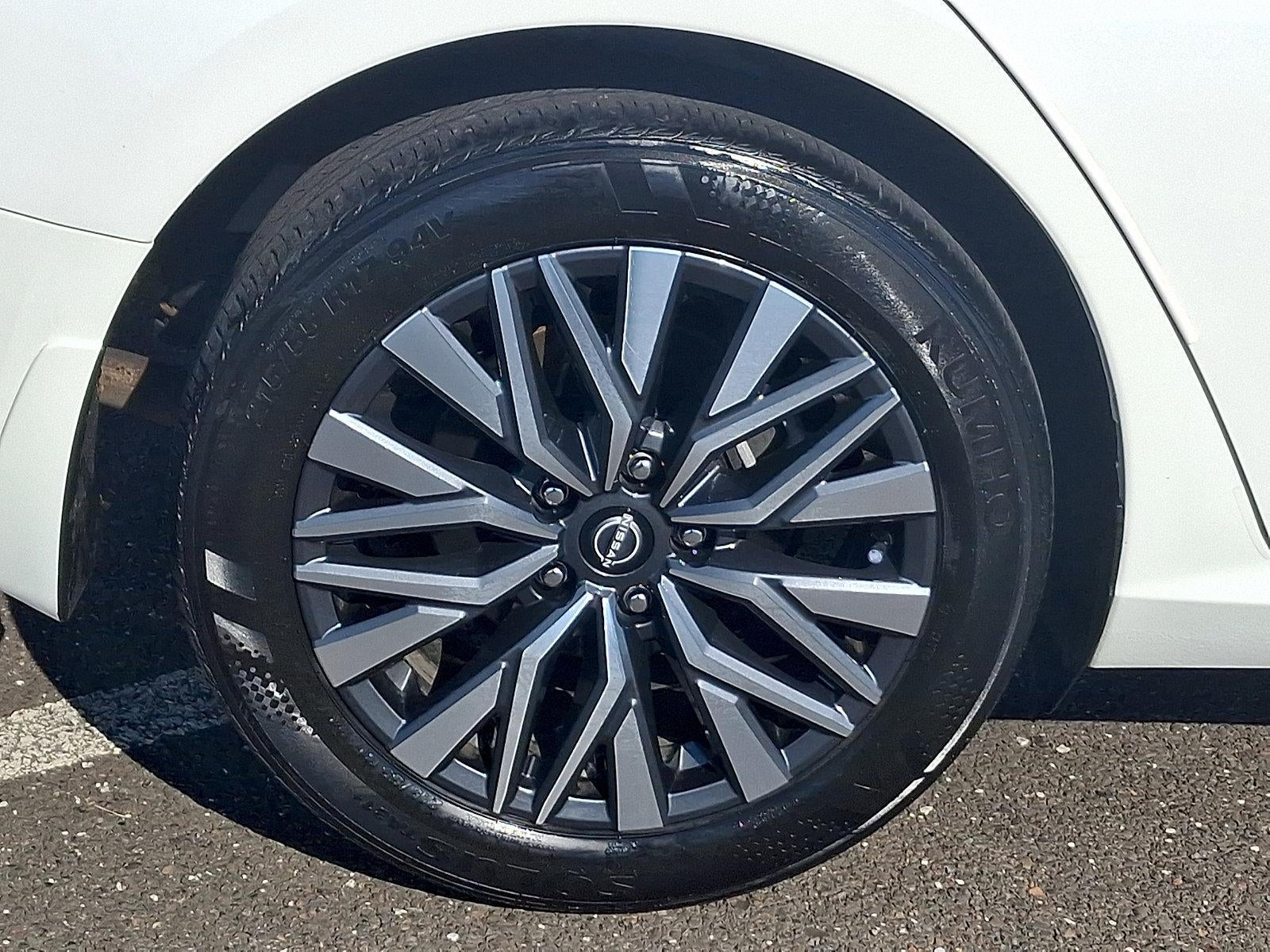 2024 Nissan Altima 2.5 SV Sedan