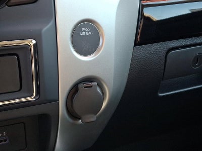 2021 Nissan Titan 4x4 Crew Cab SV