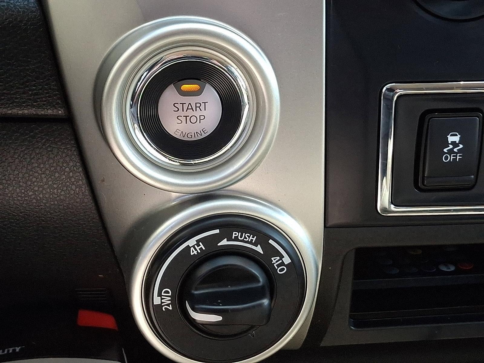 2019 Nissan Titan 4x4 Crew Cab SV