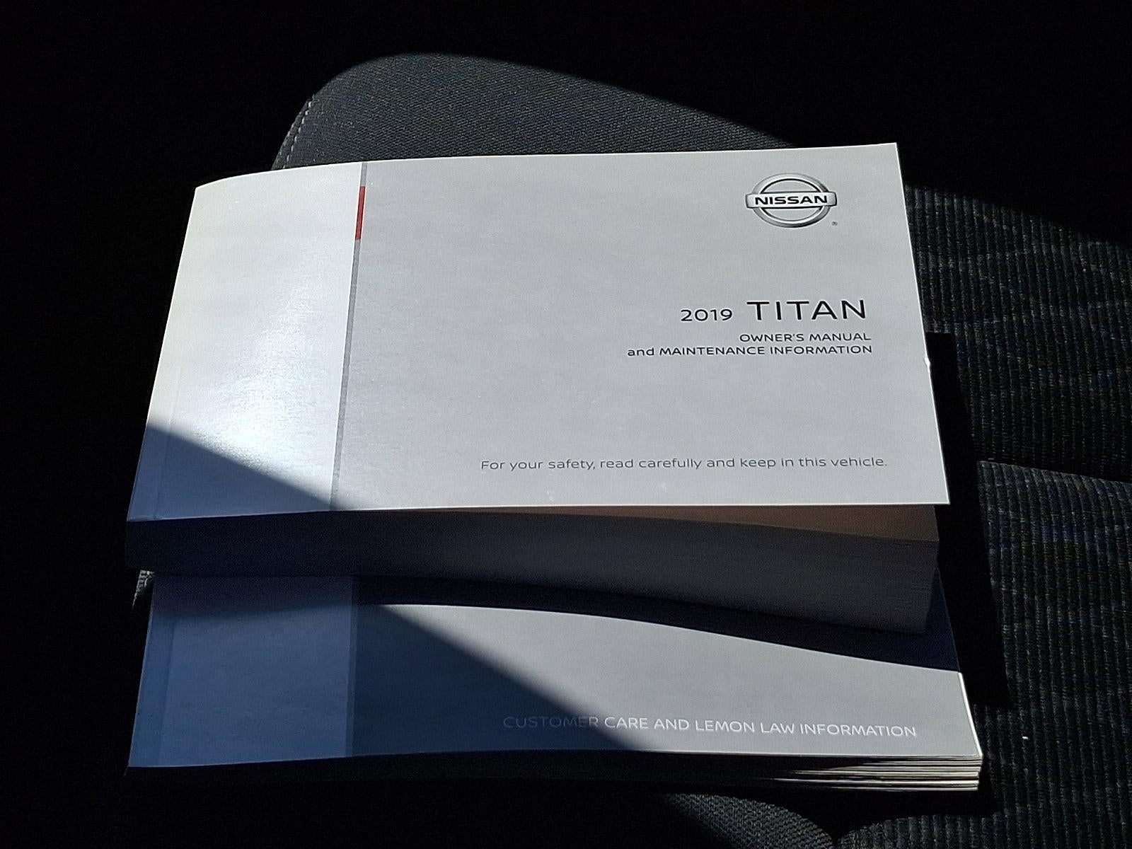 2019 Nissan Titan 4x4 Crew Cab SV