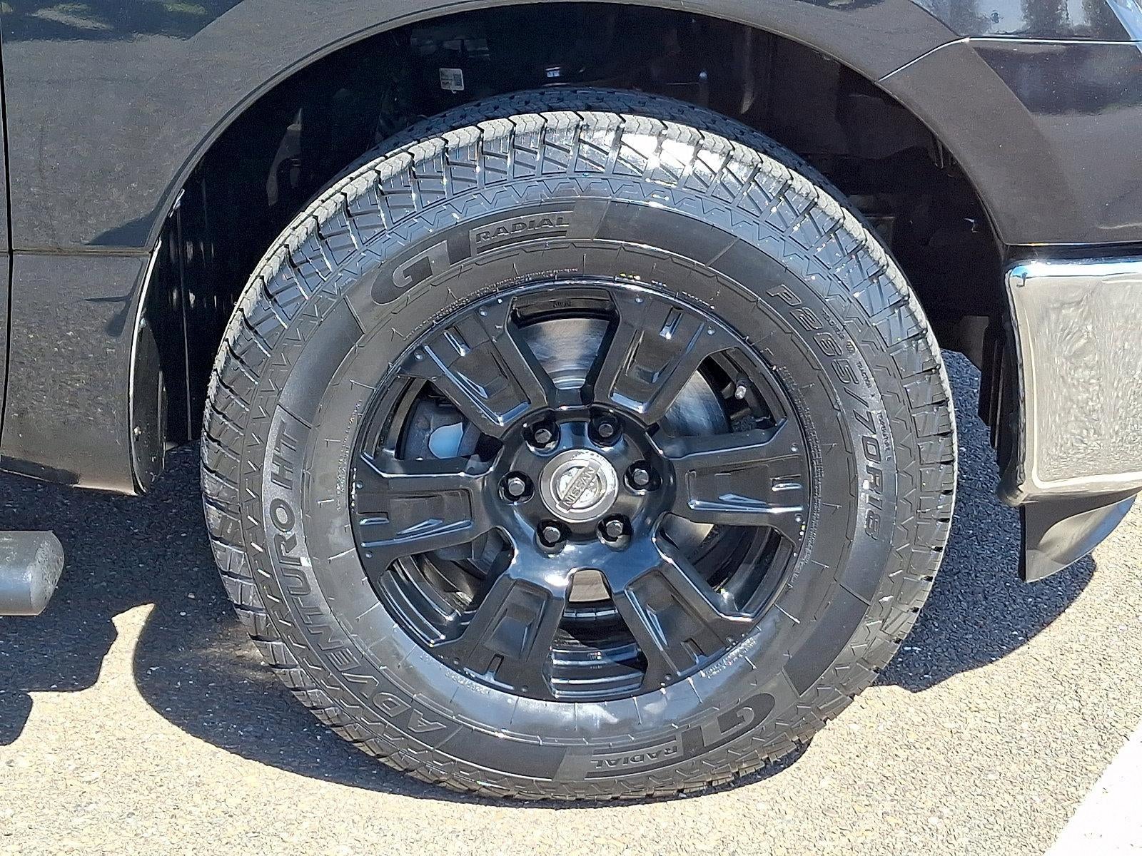 2019 Nissan Titan 4x4 Crew Cab SV