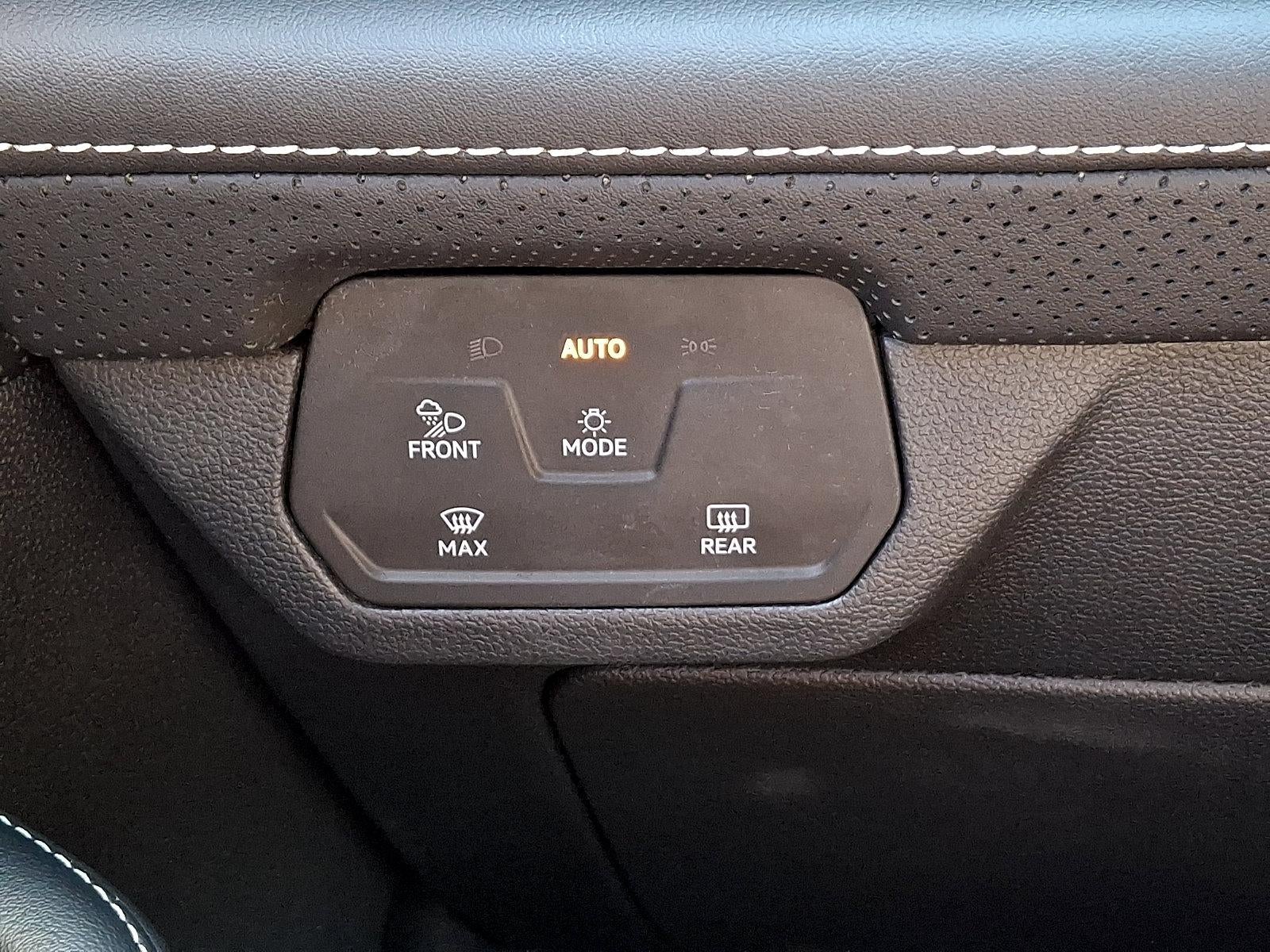 2025 Volkswagen Atlas 2.0T SE w/Technology 4MOTION