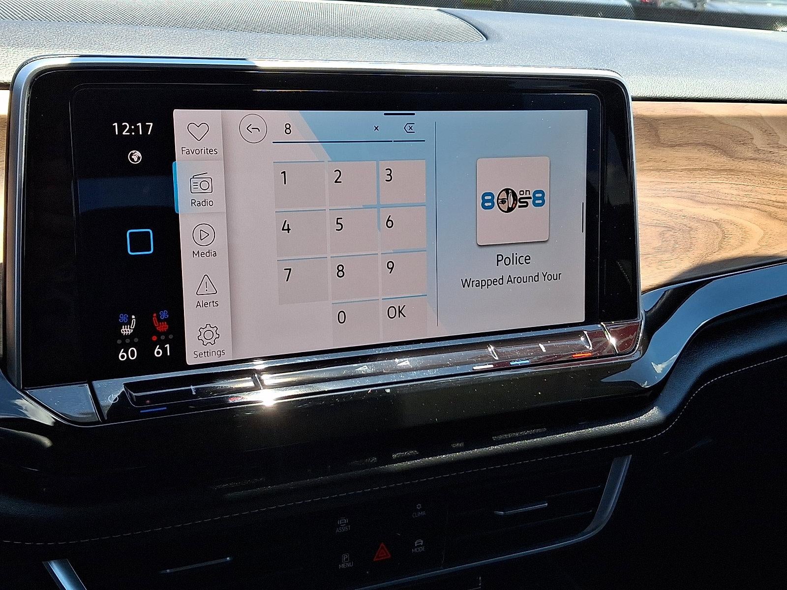 2025 Volkswagen Atlas 2.0T SE w/Technology FWD