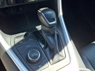 2022 Toyota RAV4 Hybrid XLE Premium AWD (Natl)