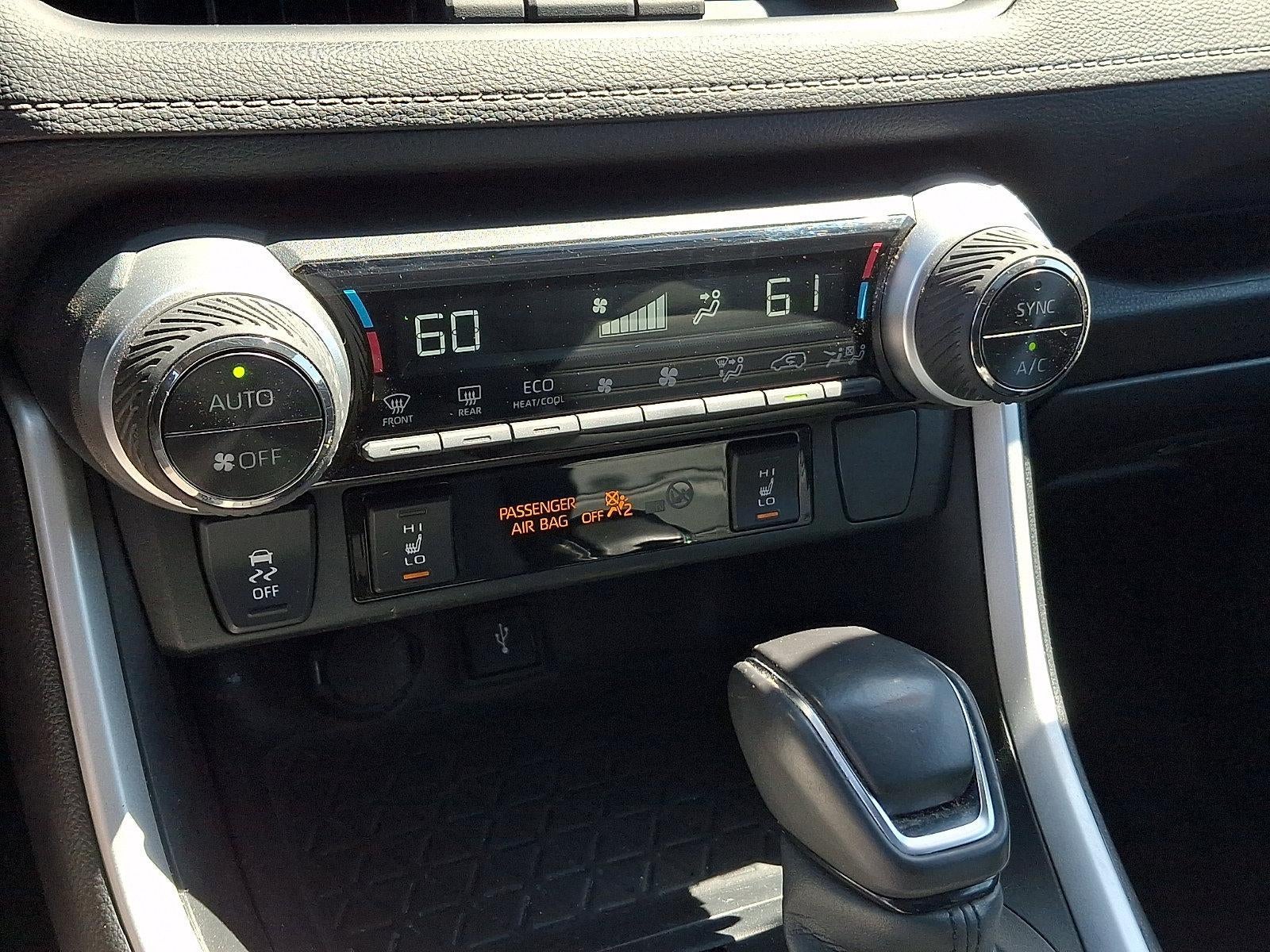 2022 Toyota RAV4 Hybrid XLE Premium AWD (Natl)