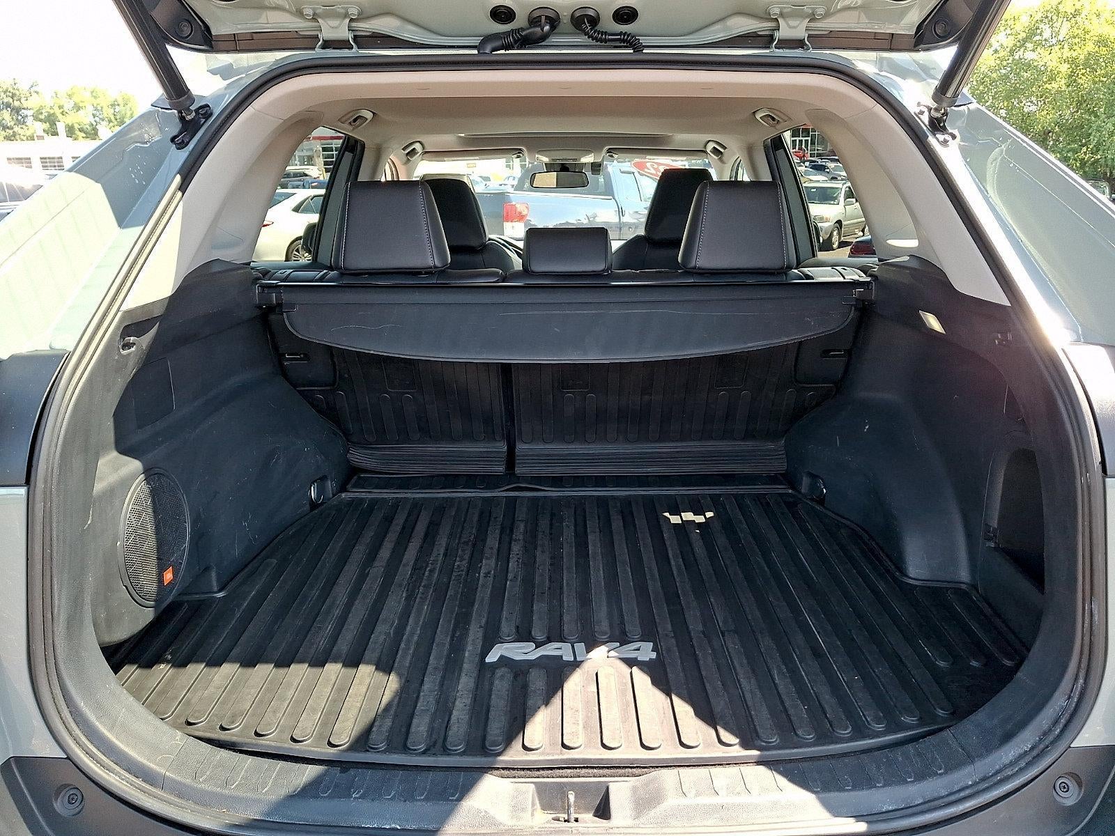 2022 Toyota RAV4 Hybrid XLE Premium AWD (Natl)