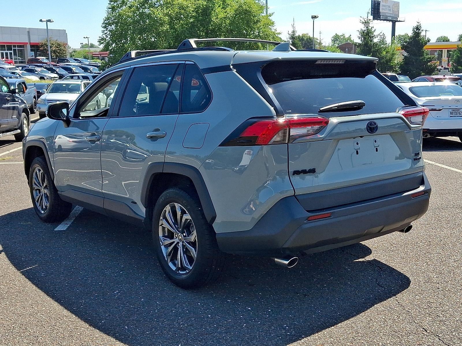2022 Toyota RAV4 Hybrid XLE Premium AWD (Natl)