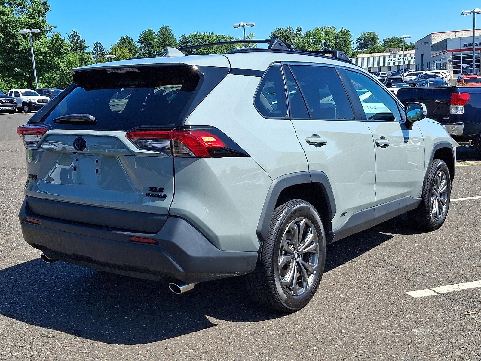 2022 Toyota RAV4 Hybrid XLE Premium AWD (Natl)