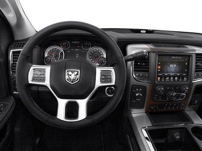 2014 RAM 2500 4WD Crew Cab 6.4 Ft Box Laramie