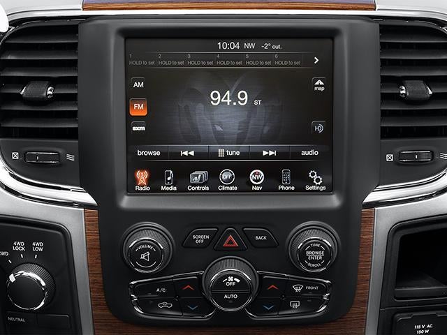 2014 RAM 2500 4WD Crew Cab 6.4 Ft Box Laramie