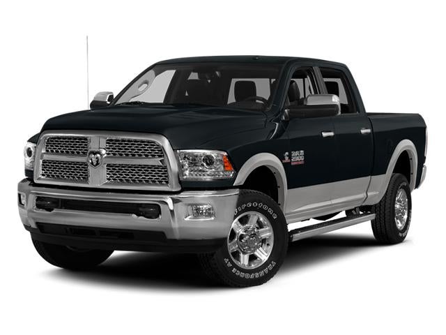 2014 RAM 2500 4WD Crew Cab 6.4 Ft Box Laramie