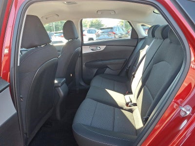 2024 Kia Forte LXS IVT