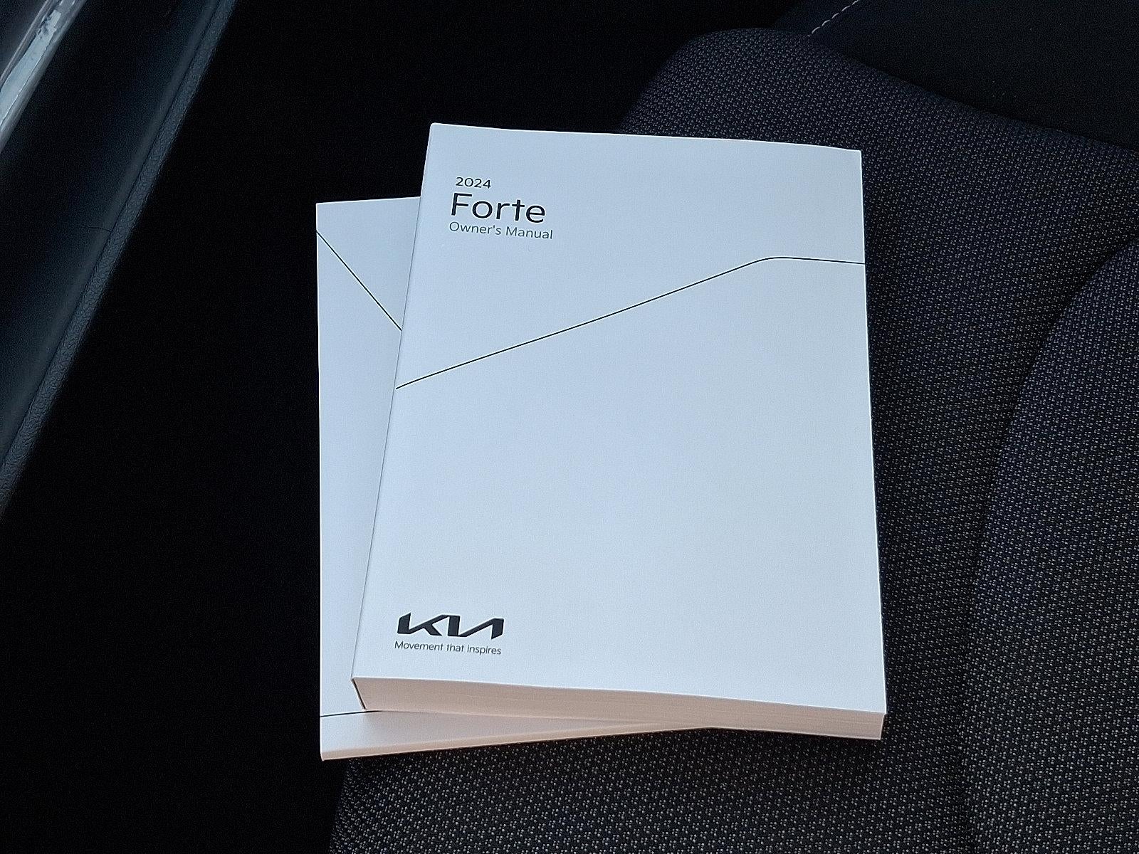 2024 Kia Forte LXS IVT