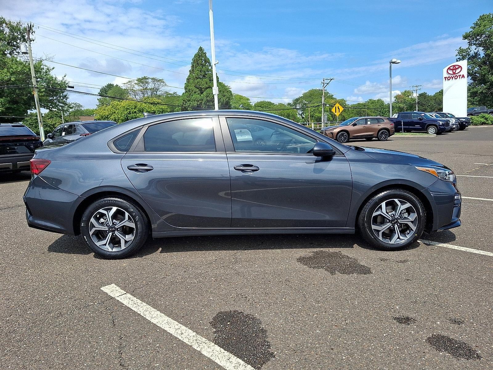 2021 Kia Forte LXS IVT