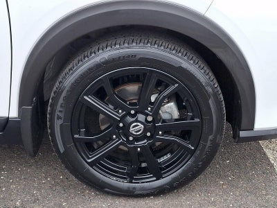 2021 Nissan Kicks SR FWD